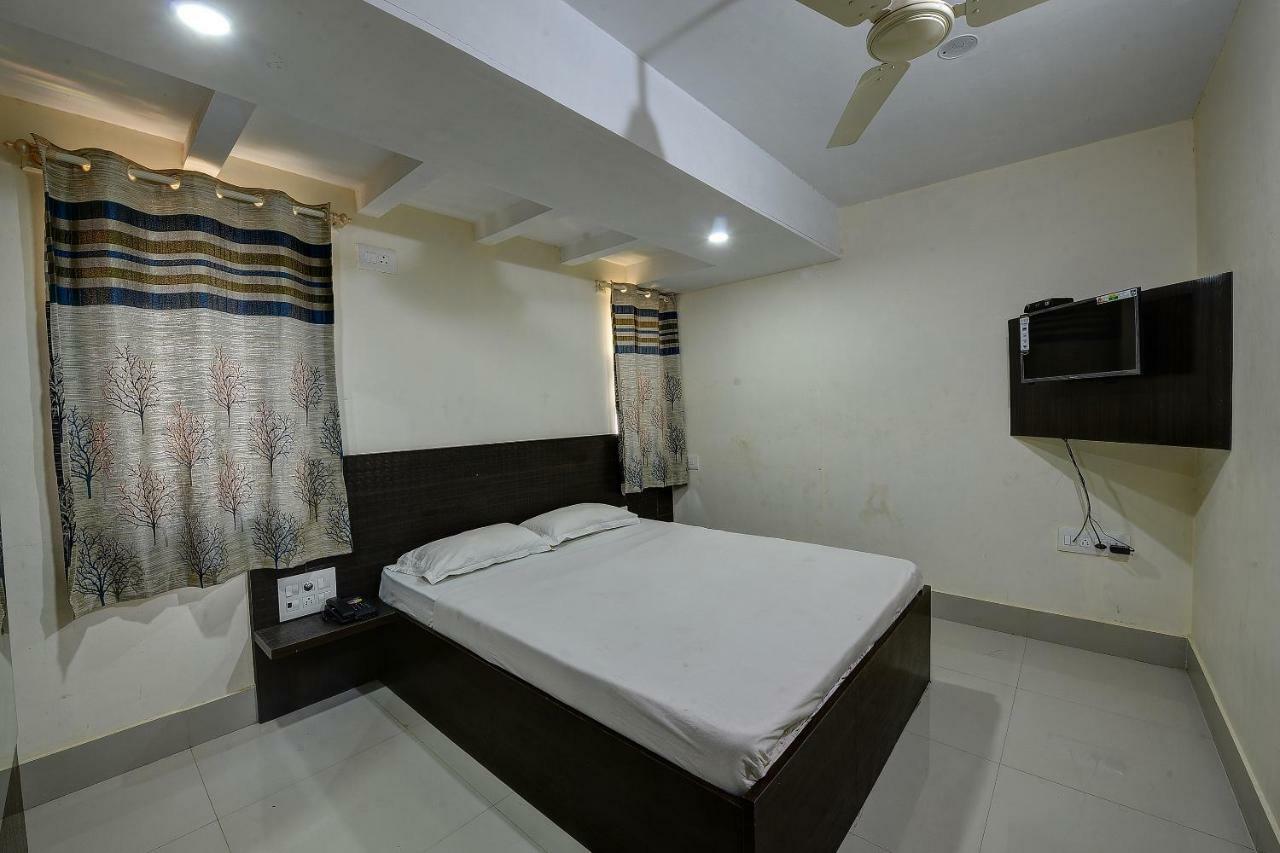 Spot On 37153 Karavali Paradise Hotel Dod Ballāpur Buitenkant foto