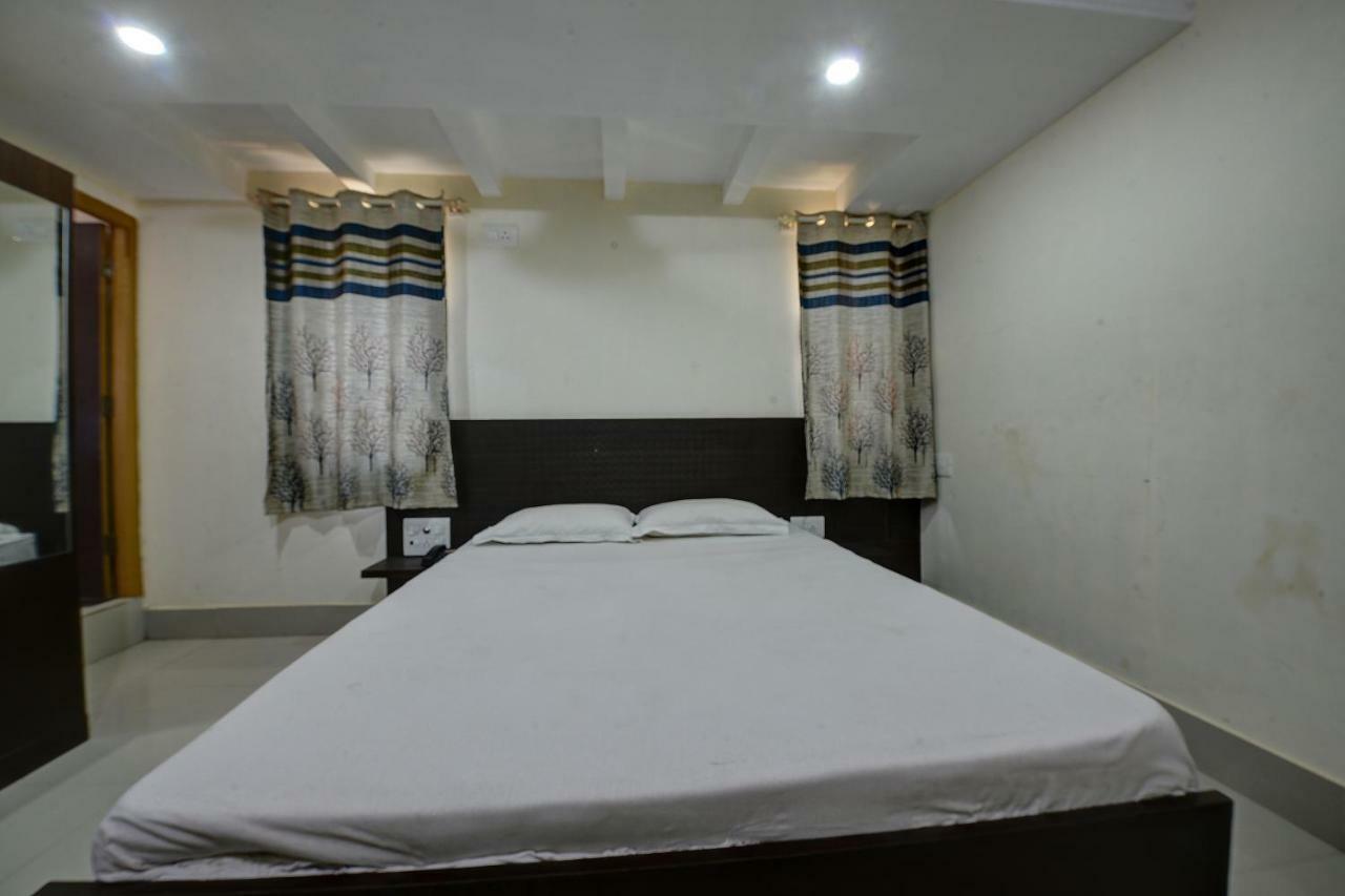 Spot On 37153 Karavali Paradise Hotel Dod Ballāpur Buitenkant foto