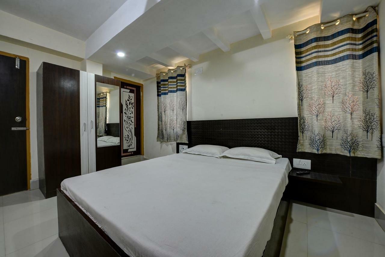 Spot On 37153 Karavali Paradise Hotel Dod Ballāpur Buitenkant foto