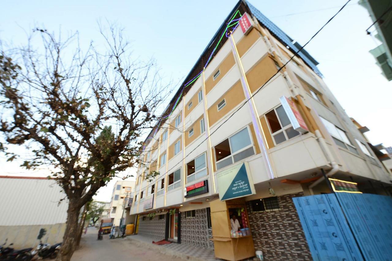 Spot On 37153 Karavali Paradise Hotel Dod Ballāpur Buitenkant foto