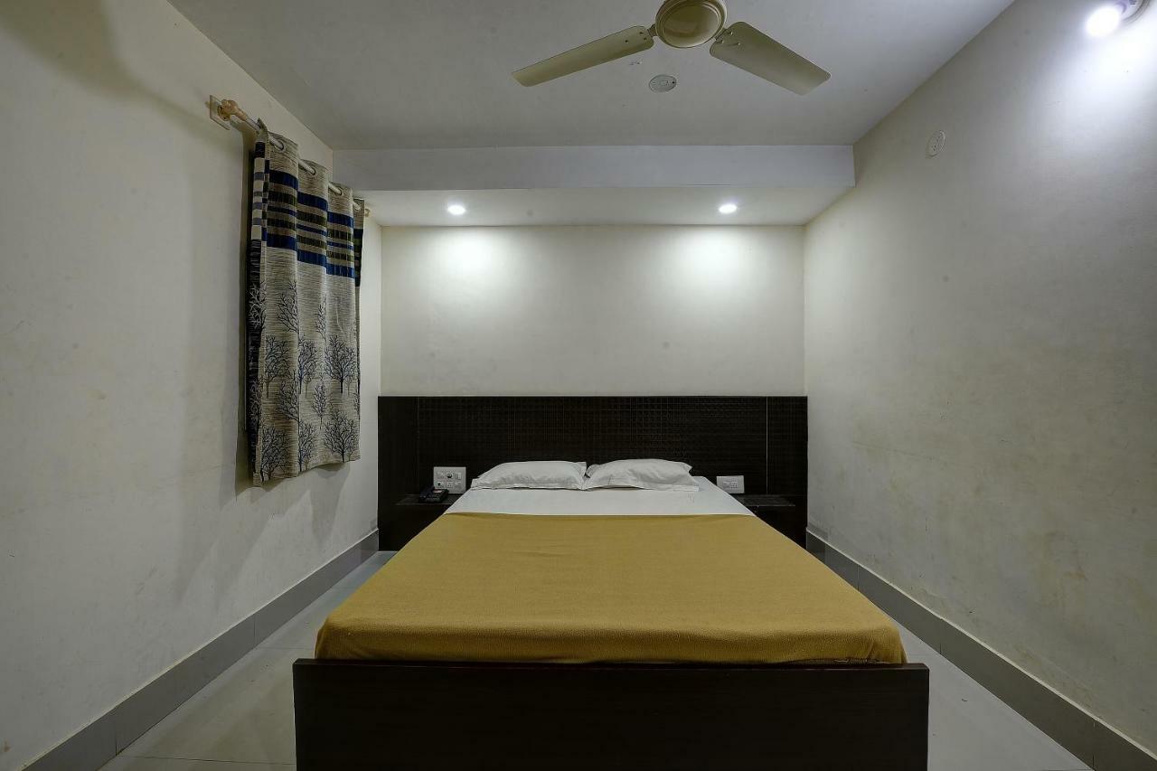 Spot On 37153 Karavali Paradise Hotel Dod Ballāpur Buitenkant foto